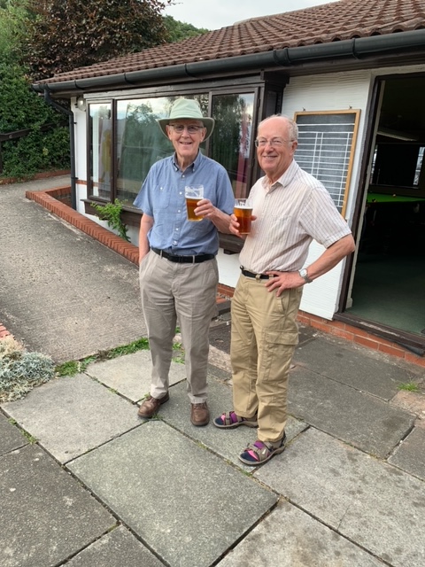 David & Geoff enjoying a pint